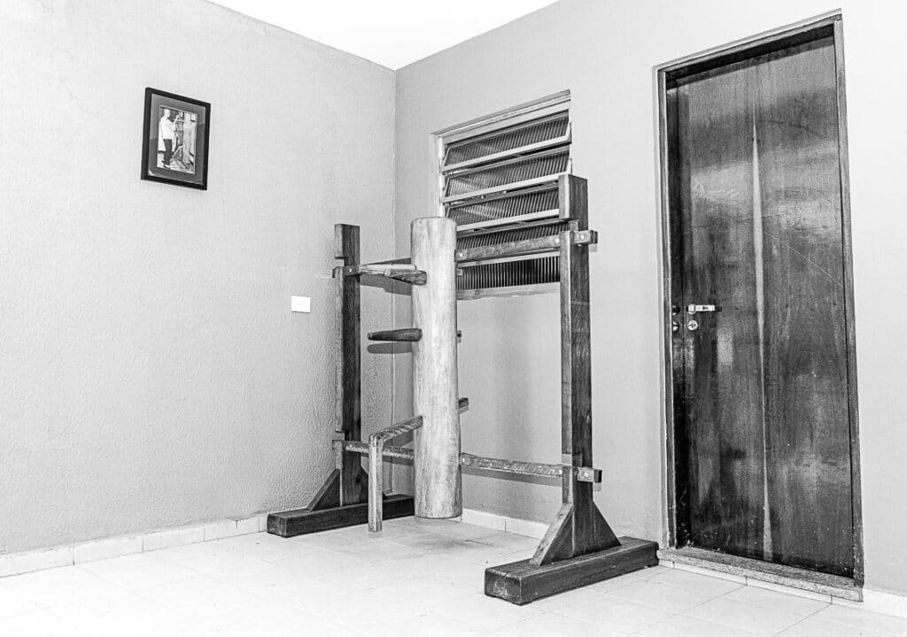 Agora com nova localização e fácil acesso, O Polo São Paulo de Kung Fu Ving Tsun (Wing Chun) está localizado na Avenida Nova Independência, 581, próximo à Avenida Luiz Carlos Berrini, no Brooklin. A escola está cercada por importantes bairros da cidade, como Brooklin Velho, Brooklin Novo, Santo Amaro, Alto da Boa Vista, Chácara Santo Antônio, Campo Belo, Morumbi, Panamby, Moema, Vila Olímpia, Itaim Bibi, Pinheiros, Jardins, Jardim Paulista e Vila Nova Conceição.